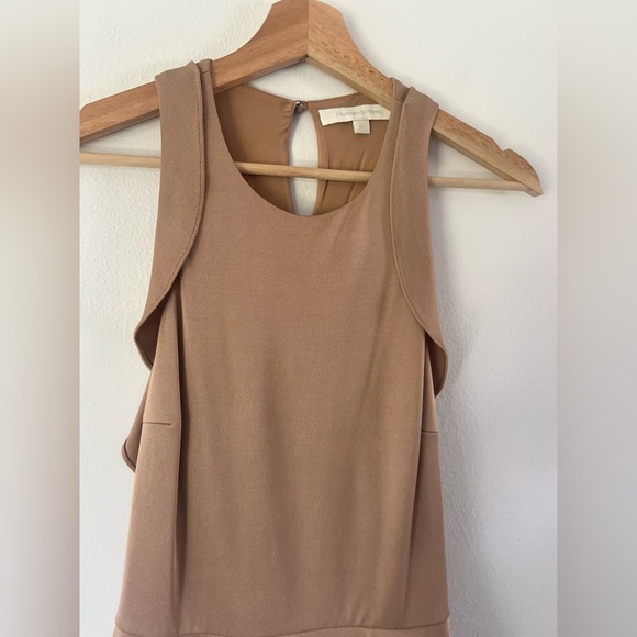 Jonathan Simkhai Bateau Neckline Tan Ruffle Peplum Tank Size Small - Picture 3 of 10